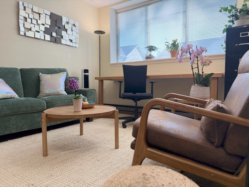 Overview of a Muse Psychotherapy office at 150 Fearing St, Amherst, MA